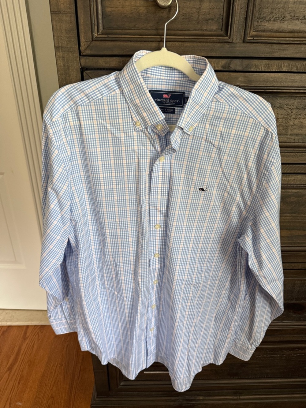 Vineyard Vines Men's Blue and White Plaid Button-Down Shirt